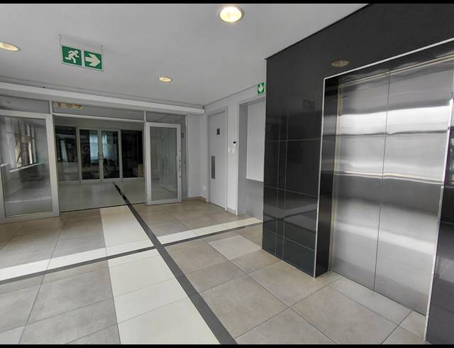 174M² OFFICE TO LET IN FOURWAYS